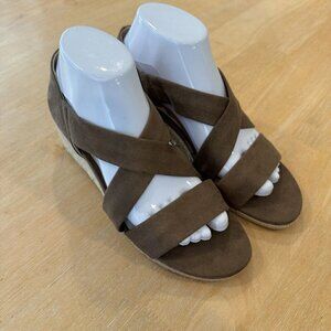 Lifestride Womens Siesta Brown Espadrille‎ Open Toe Suede Wedge Sandal Size 8